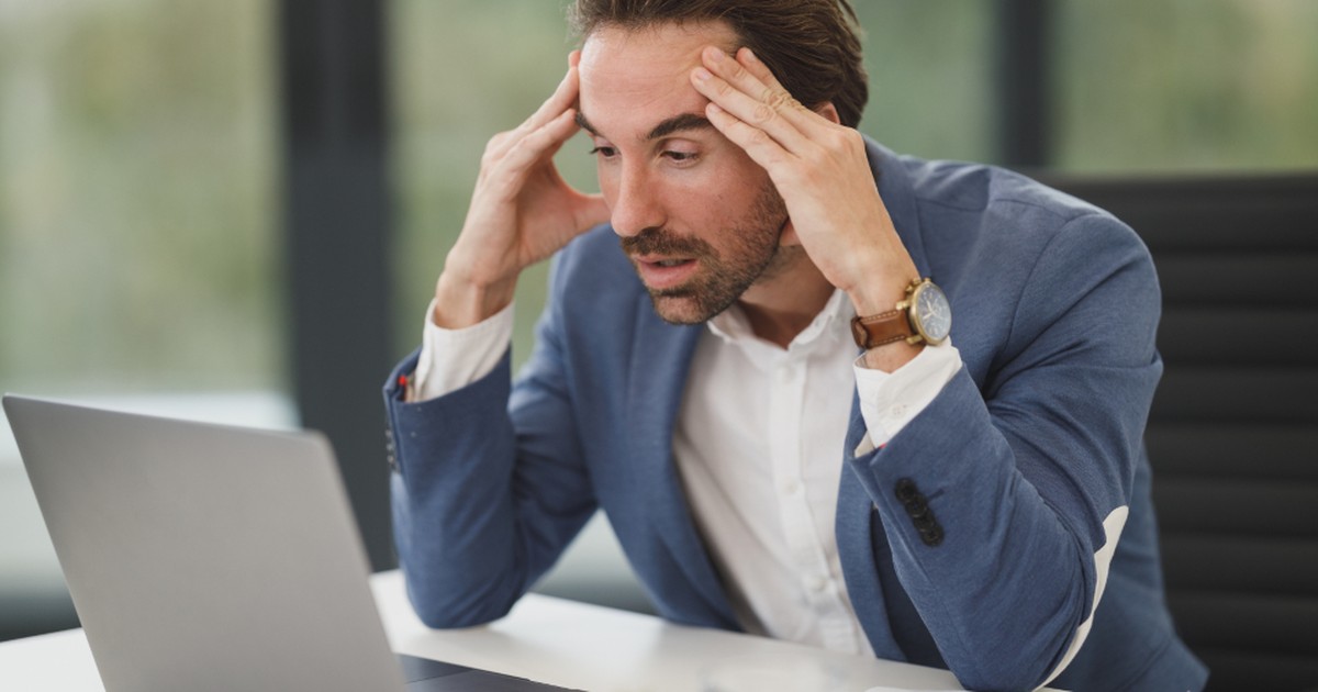 اضطراب چیست؟ علائم، انواع و راه‌های مقابله با اختلال اضطرابی